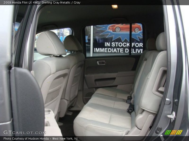 Sterling Gray Metallic / Gray 2009 Honda Pilot LX 4WD