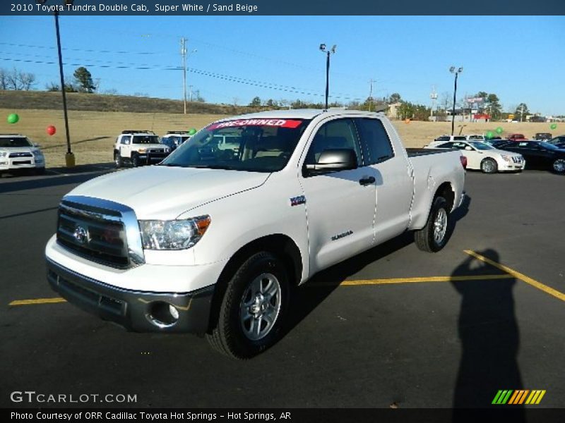 Super White / Sand Beige 2010 Toyota Tundra Double Cab