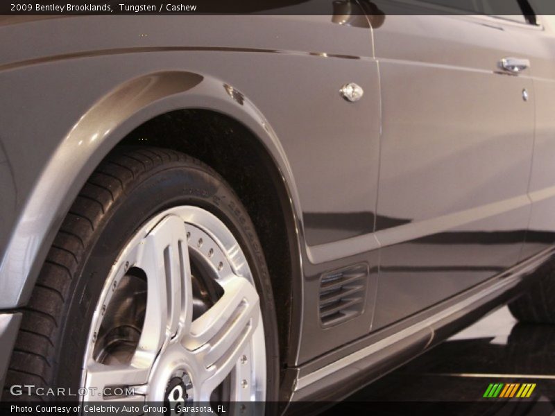 Tungsten / Cashew 2009 Bentley Brooklands
