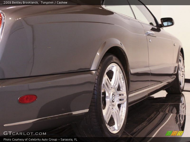 Tungsten / Cashew 2009 Bentley Brooklands
