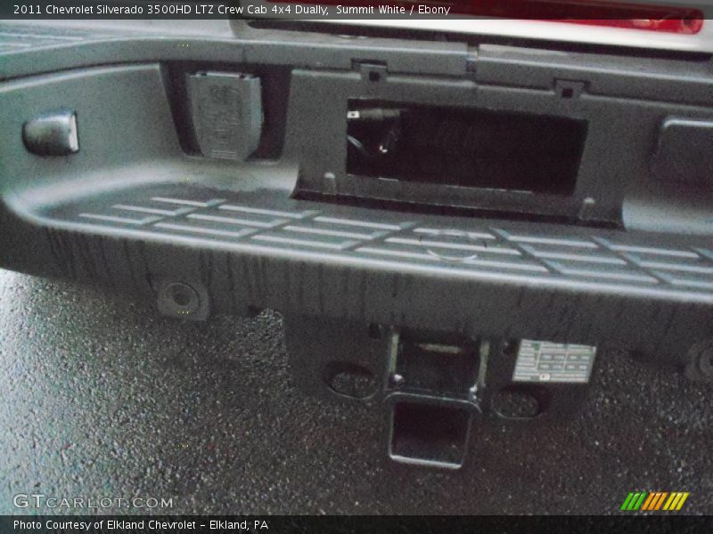 Summit White / Ebony 2011 Chevrolet Silverado 3500HD LTZ Crew Cab 4x4 Dually
