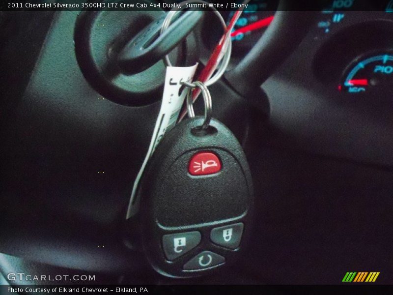 Summit White / Ebony 2011 Chevrolet Silverado 3500HD LTZ Crew Cab 4x4 Dually