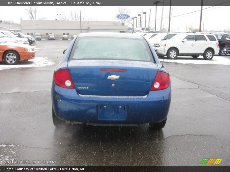 Arrival Blue Metallic / Gray 2005 Chevrolet Cobalt Sedan