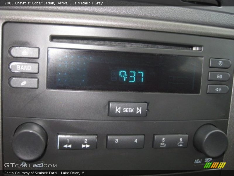 Arrival Blue Metallic / Gray 2005 Chevrolet Cobalt Sedan