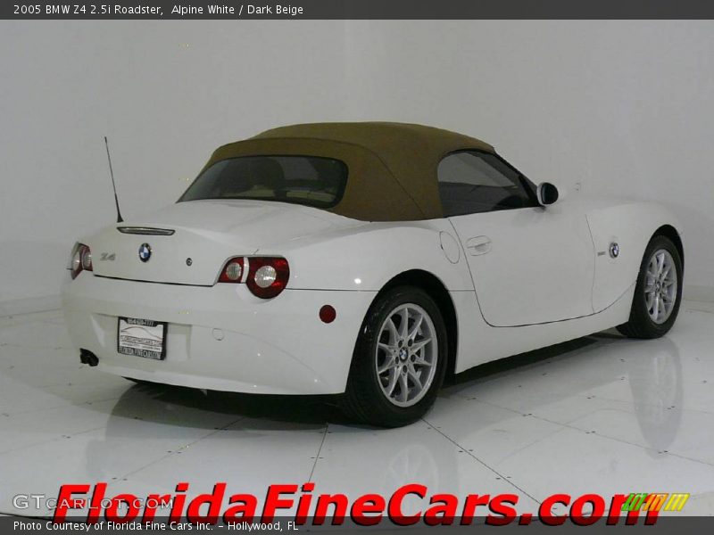 Alpine White / Dark Beige 2005 BMW Z4 2.5i Roadster