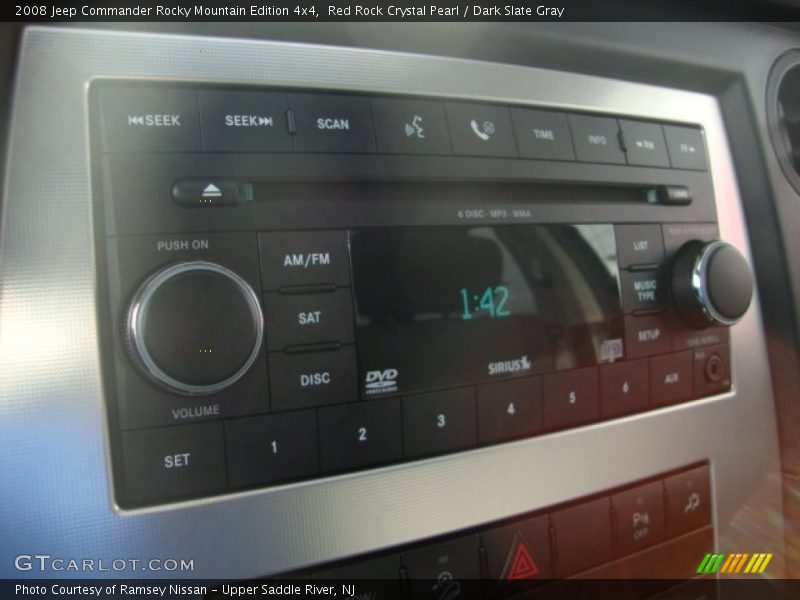 Audio System of 2008 Commander Rocky Mountain Edition 4x4