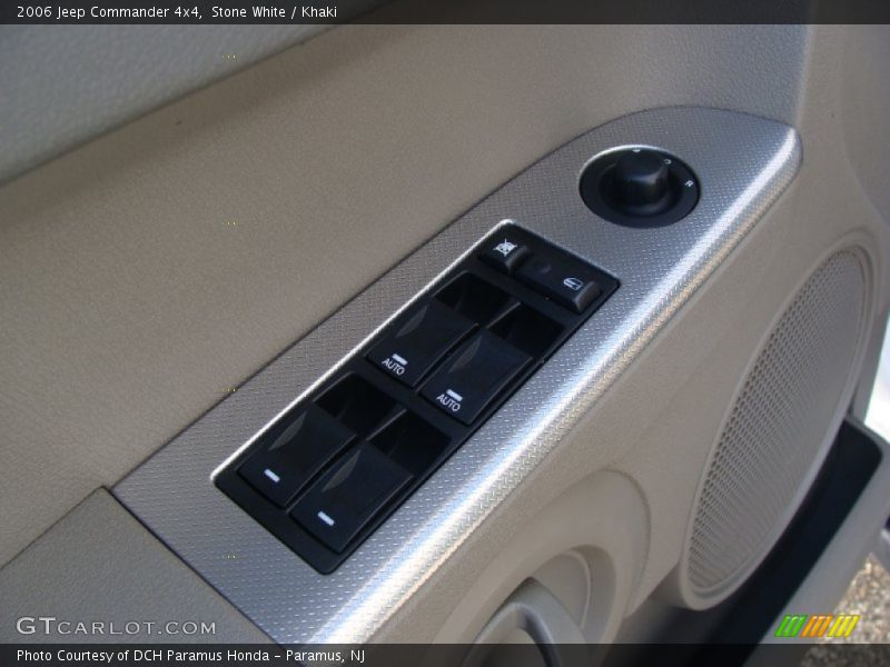 Stone White / Khaki 2006 Jeep Commander 4x4