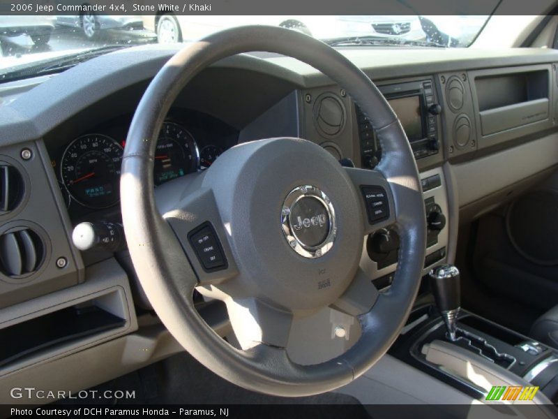Stone White / Khaki 2006 Jeep Commander 4x4