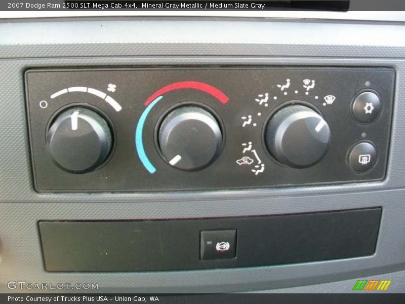 Controls of 2007 Ram 2500 SLT Mega Cab 4x4