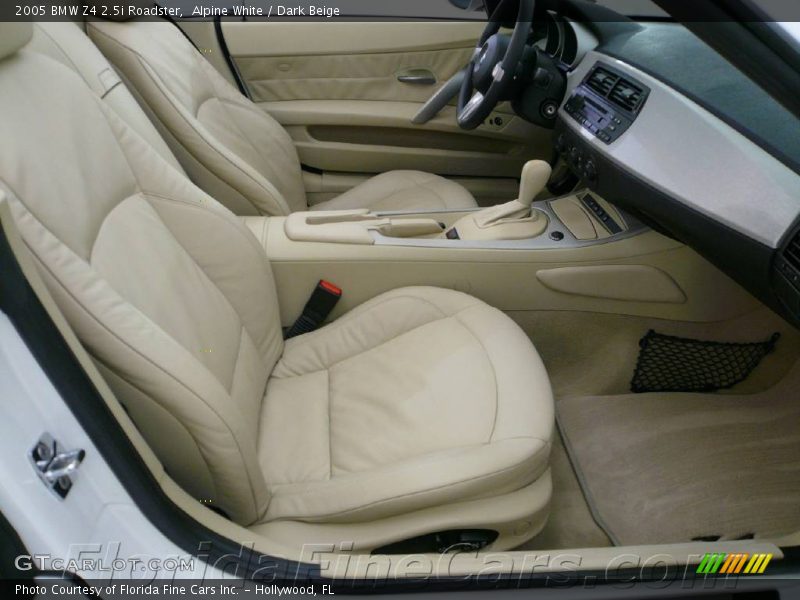 Alpine White / Dark Beige 2005 BMW Z4 2.5i Roadster