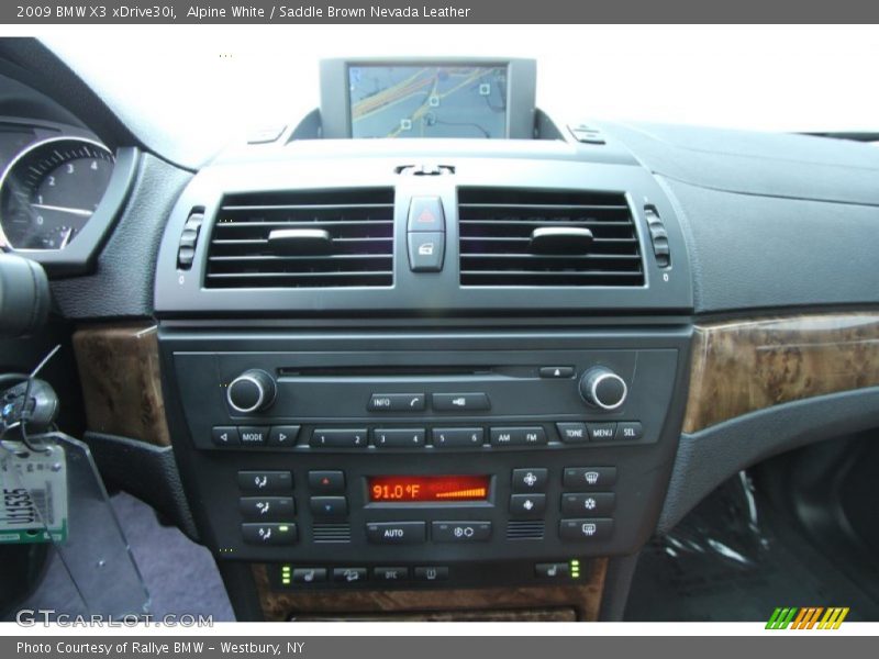 Alpine White / Saddle Brown Nevada Leather 2009 BMW X3 xDrive30i