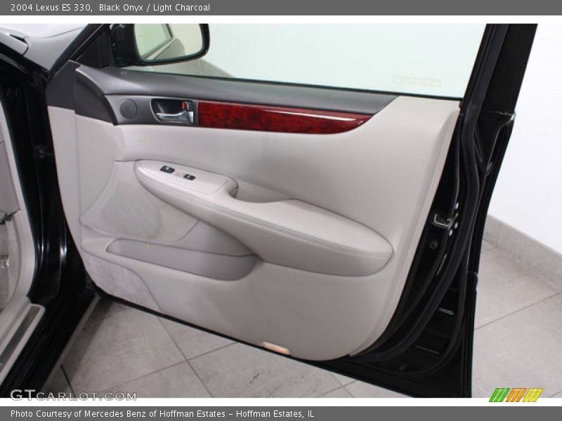 Black Onyx / Light Charcoal 2004 Lexus ES 330