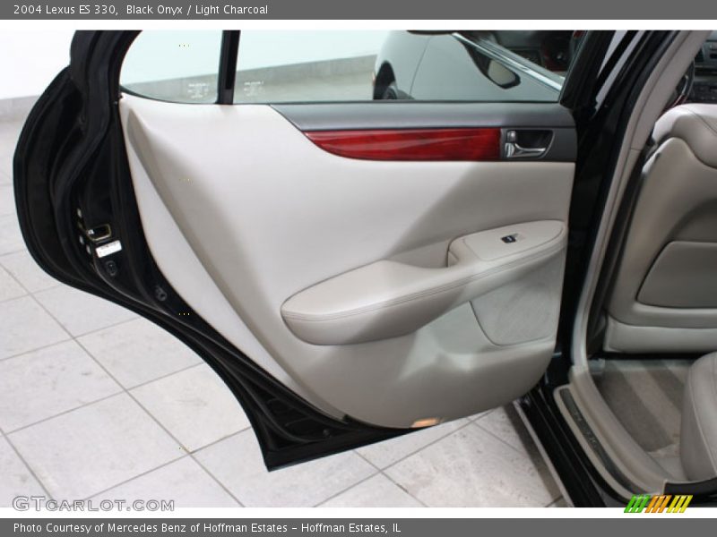 Black Onyx / Light Charcoal 2004 Lexus ES 330