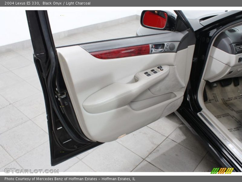Black Onyx / Light Charcoal 2004 Lexus ES 330