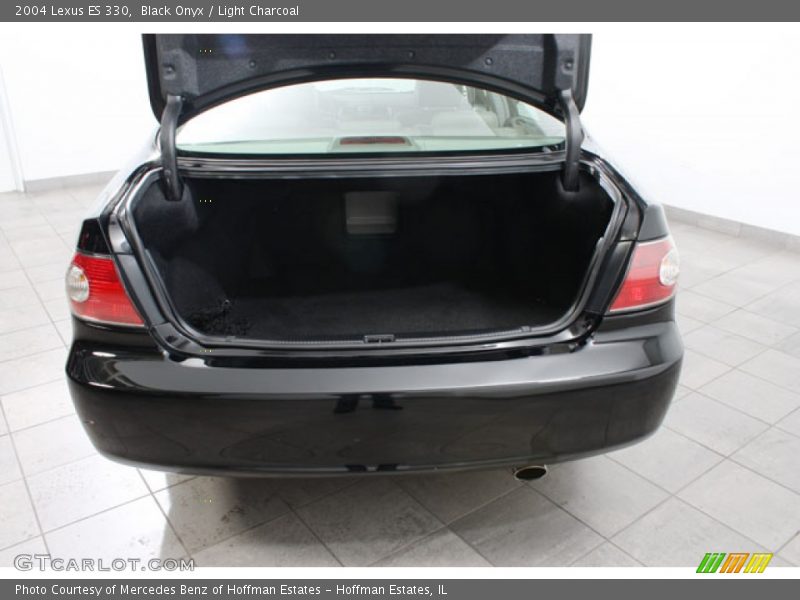 Black Onyx / Light Charcoal 2004 Lexus ES 330