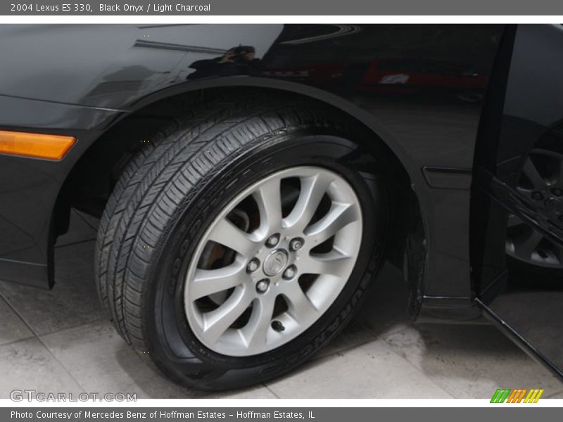 Black Onyx / Light Charcoal 2004 Lexus ES 330