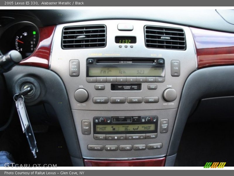 Alabaster Metallic / Black 2005 Lexus ES 330