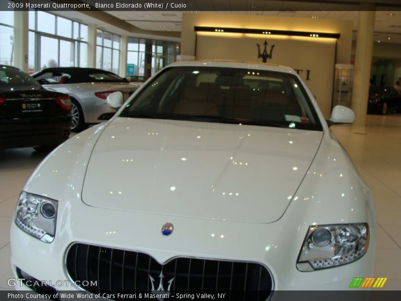 Bianco Eldorado (White) / Cuoio 2009 Maserati Quattroporte