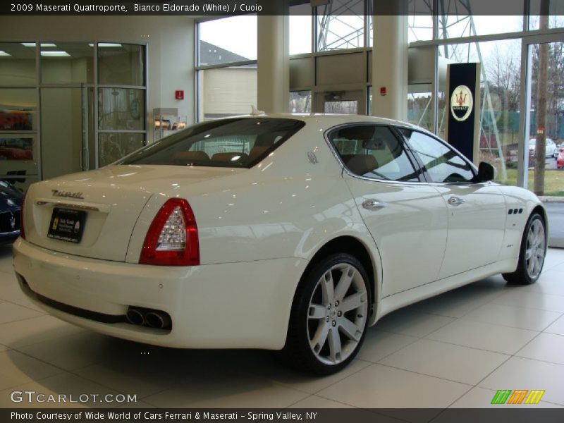 Bianco Eldorado (White) / Cuoio 2009 Maserati Quattroporte