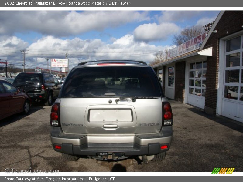 Sandalwood Metallic / Dark Pewter 2002 Chevrolet TrailBlazer LT 4x4