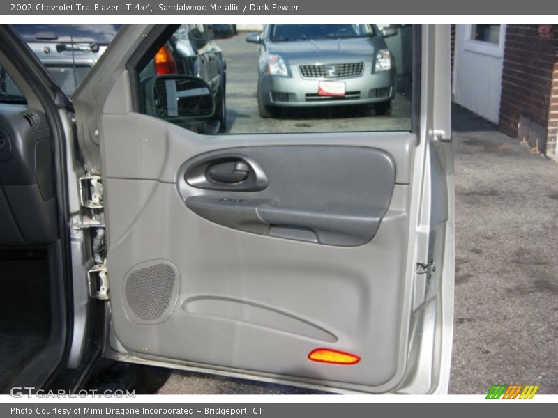 Sandalwood Metallic / Dark Pewter 2002 Chevrolet TrailBlazer LT 4x4