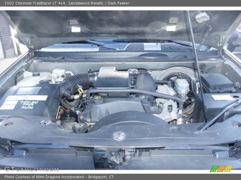 Sandalwood Metallic / Dark Pewter 2002 Chevrolet TrailBlazer LT 4x4
