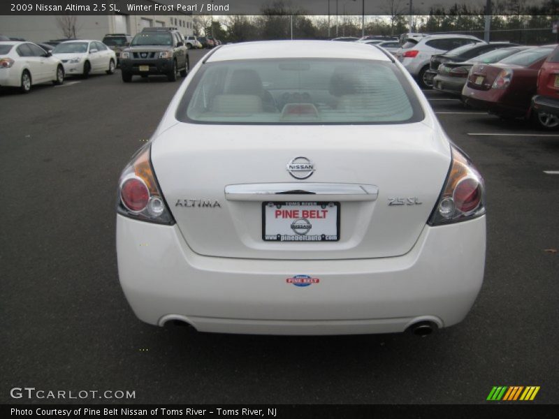 Winter Frost Pearl / Blond 2009 Nissan Altima 2.5 SL