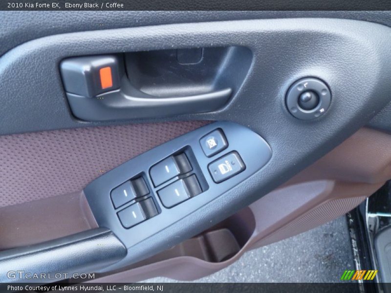 Ebony Black / Coffee 2010 Kia Forte EX
