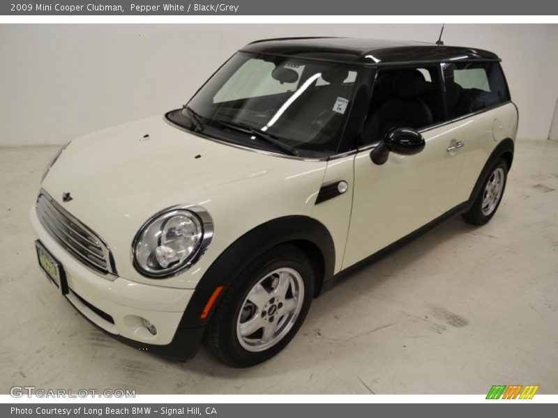 Pepper White / Black/Grey 2009 Mini Cooper Clubman