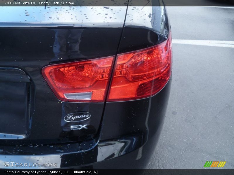 Ebony Black / Coffee 2010 Kia Forte EX