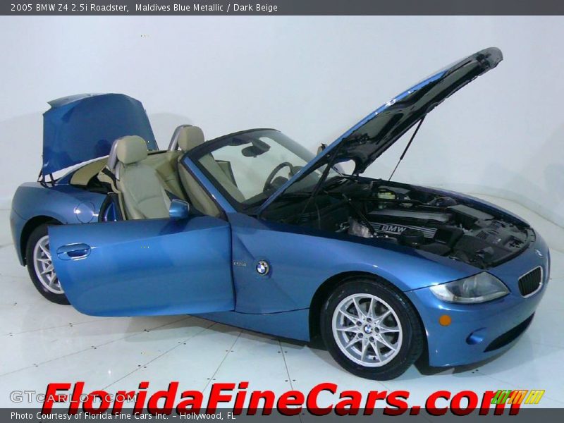 Maldives Blue Metallic / Dark Beige 2005 BMW Z4 2.5i Roadster
