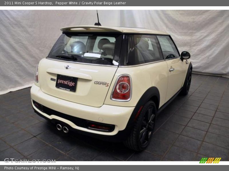 Pepper White / Gravity Polar Beige Leather 2011 Mini Cooper S Hardtop