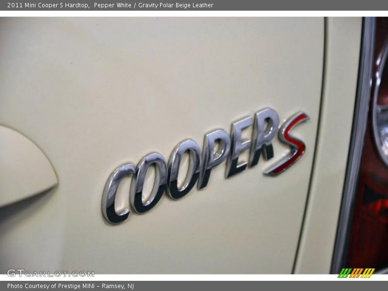 Pepper White / Gravity Polar Beige Leather 2011 Mini Cooper S Hardtop