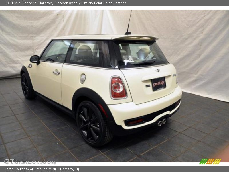 Pepper White / Gravity Polar Beige Leather 2011 Mini Cooper S Hardtop