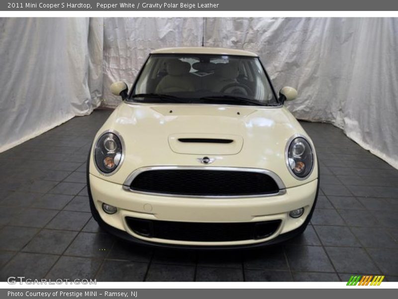 Pepper White / Gravity Polar Beige Leather 2011 Mini Cooper S Hardtop
