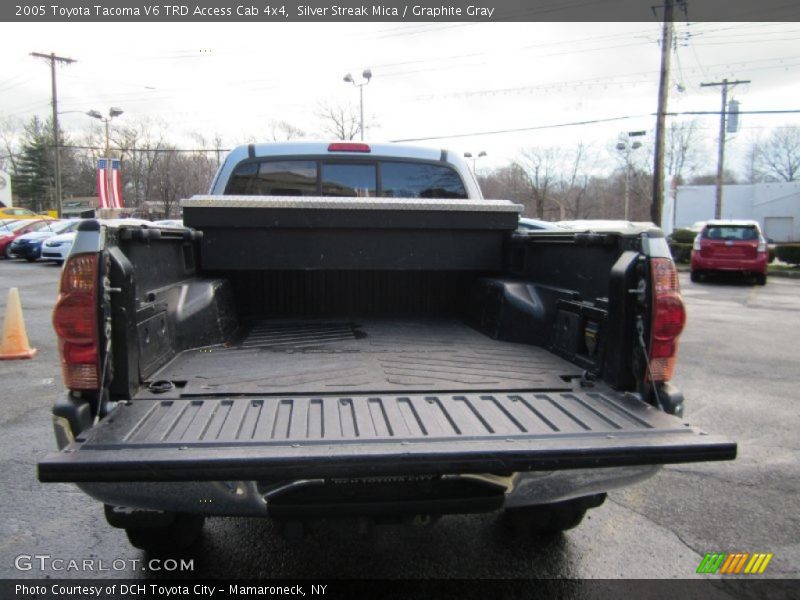 Silver Streak Mica / Graphite Gray 2005 Toyota Tacoma V6 TRD Access Cab 4x4