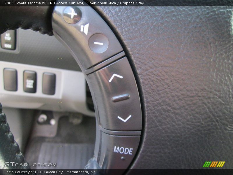 Controls of 2005 Tacoma V6 TRD Access Cab 4x4