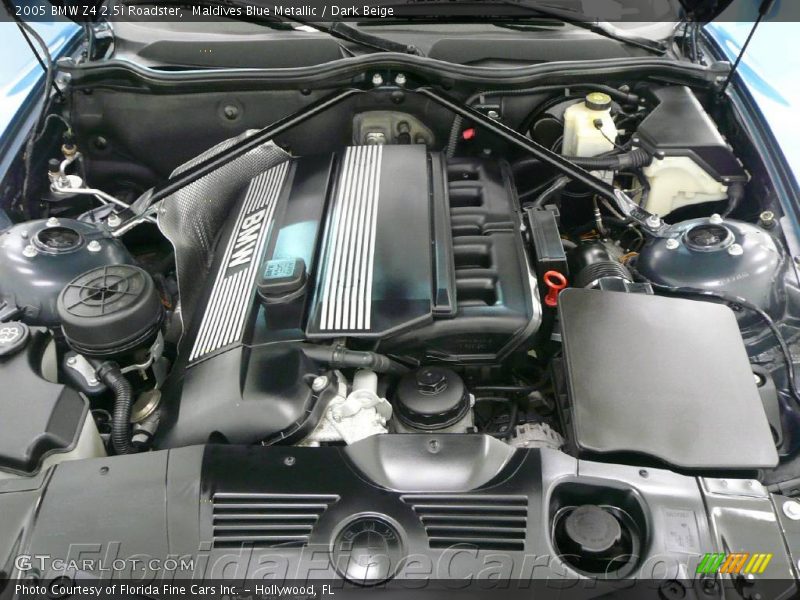 Maldives Blue Metallic / Dark Beige 2005 BMW Z4 2.5i Roadster