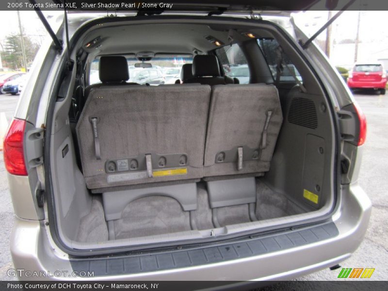 Silver Shadow Pearl / Stone Gray 2006 Toyota Sienna XLE