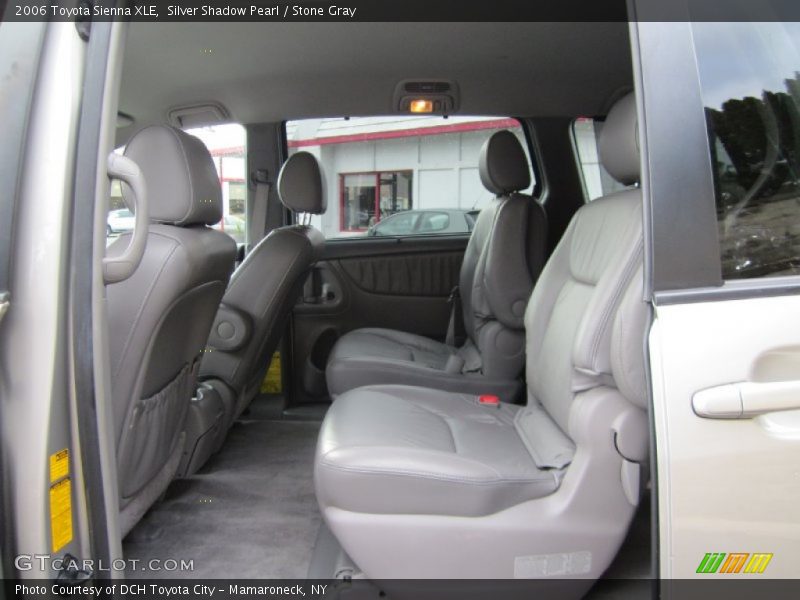 Silver Shadow Pearl / Stone Gray 2006 Toyota Sienna XLE