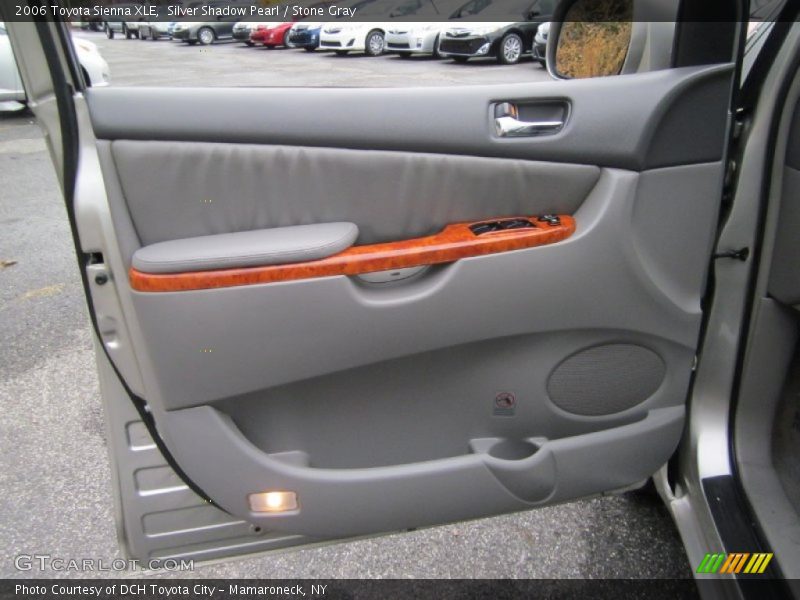 Silver Shadow Pearl / Stone Gray 2006 Toyota Sienna XLE