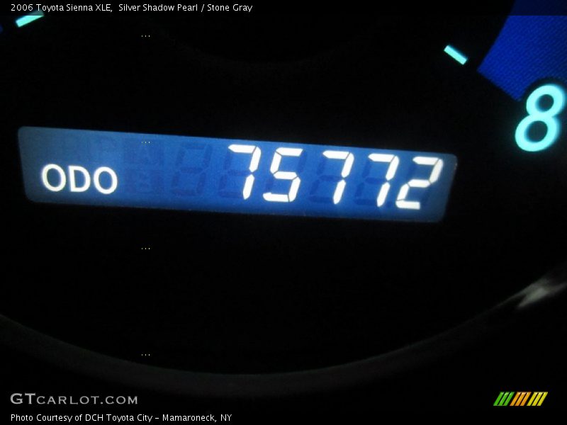 Silver Shadow Pearl / Stone Gray 2006 Toyota Sienna XLE