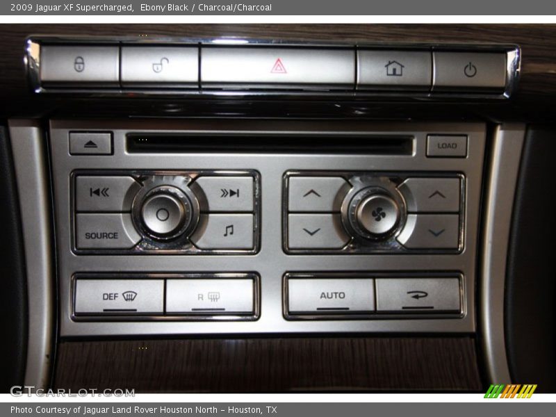 Audio System of 2009 XF Supercharged