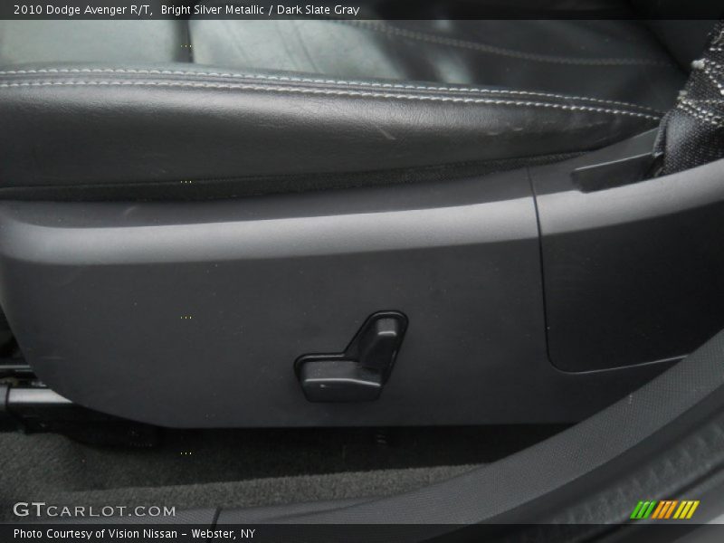 Bright Silver Metallic / Dark Slate Gray 2010 Dodge Avenger R/T
