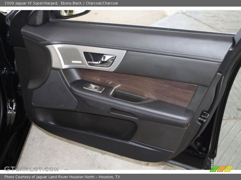 Door Panel of 2009 XF Supercharged