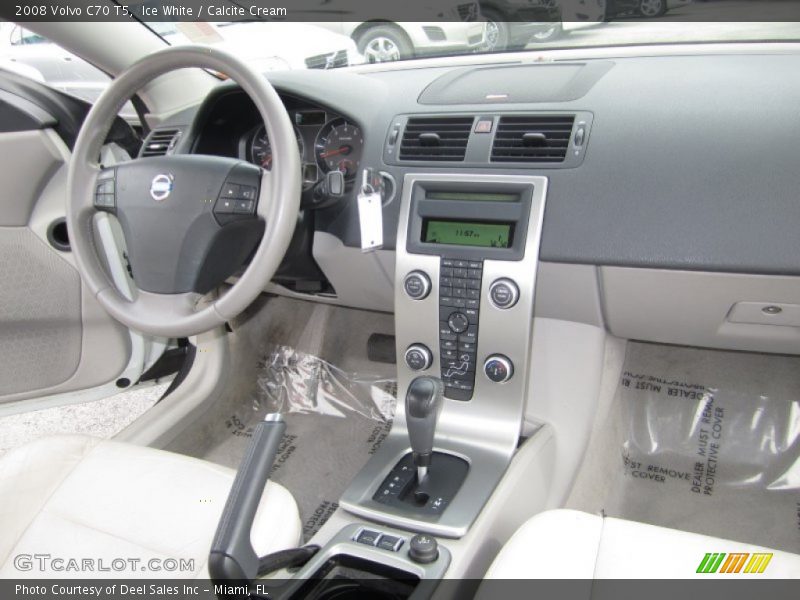 Ice White / Calcite Cream 2008 Volvo C70 T5