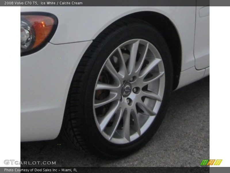 Ice White / Calcite Cream 2008 Volvo C70 T5