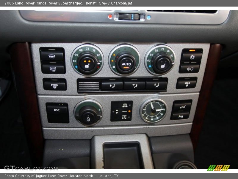Controls of 2006 Range Rover Supercharged