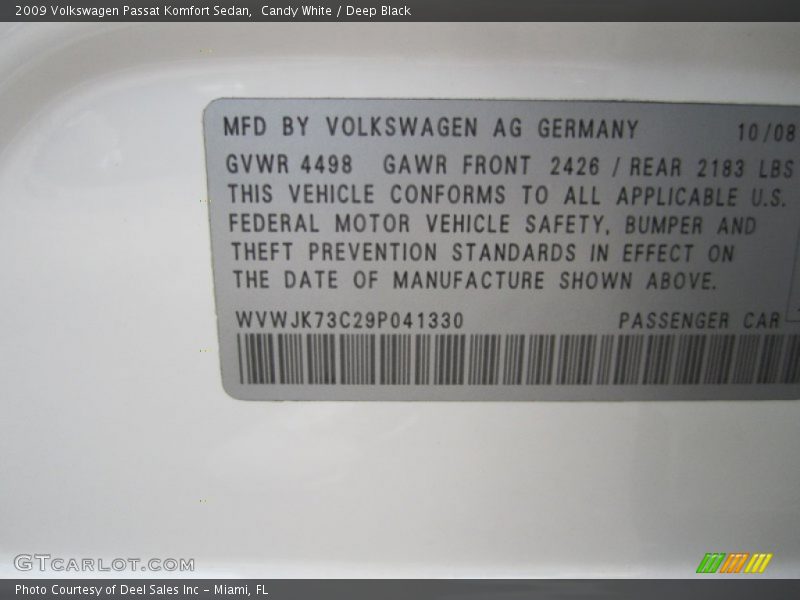 Candy White / Deep Black 2009 Volkswagen Passat Komfort Sedan