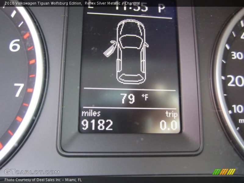 Reflex Silver Metallic / Charcoal 2010 Volkswagen Tiguan Wolfsburg Edition